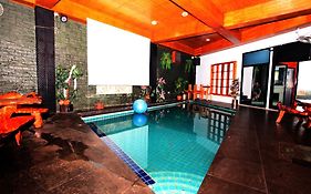 Koenig Hotel Pattaya Near Walking Street